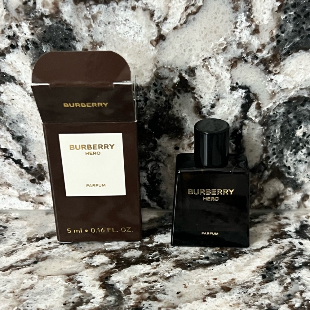 Burberry Hero Eau de Parfum EDP Mini Splash Dabber 5ml 0.16oz New